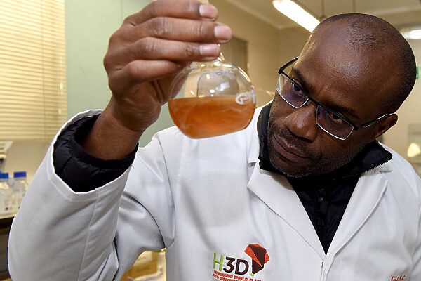 Face to face: “Fail your way to success”, says Prof behind pioneering drug discovery group at UCT